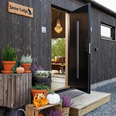 Sansa Lodge - Jacuzzi - Dyrevennlig - 30 Min Osl Guest house Eina
